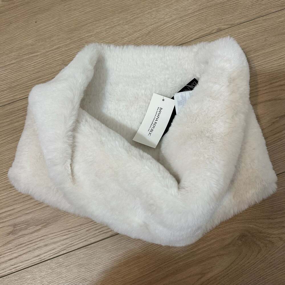 Banana Republic Ivory Faux Fur Infinity Scarf Wrap